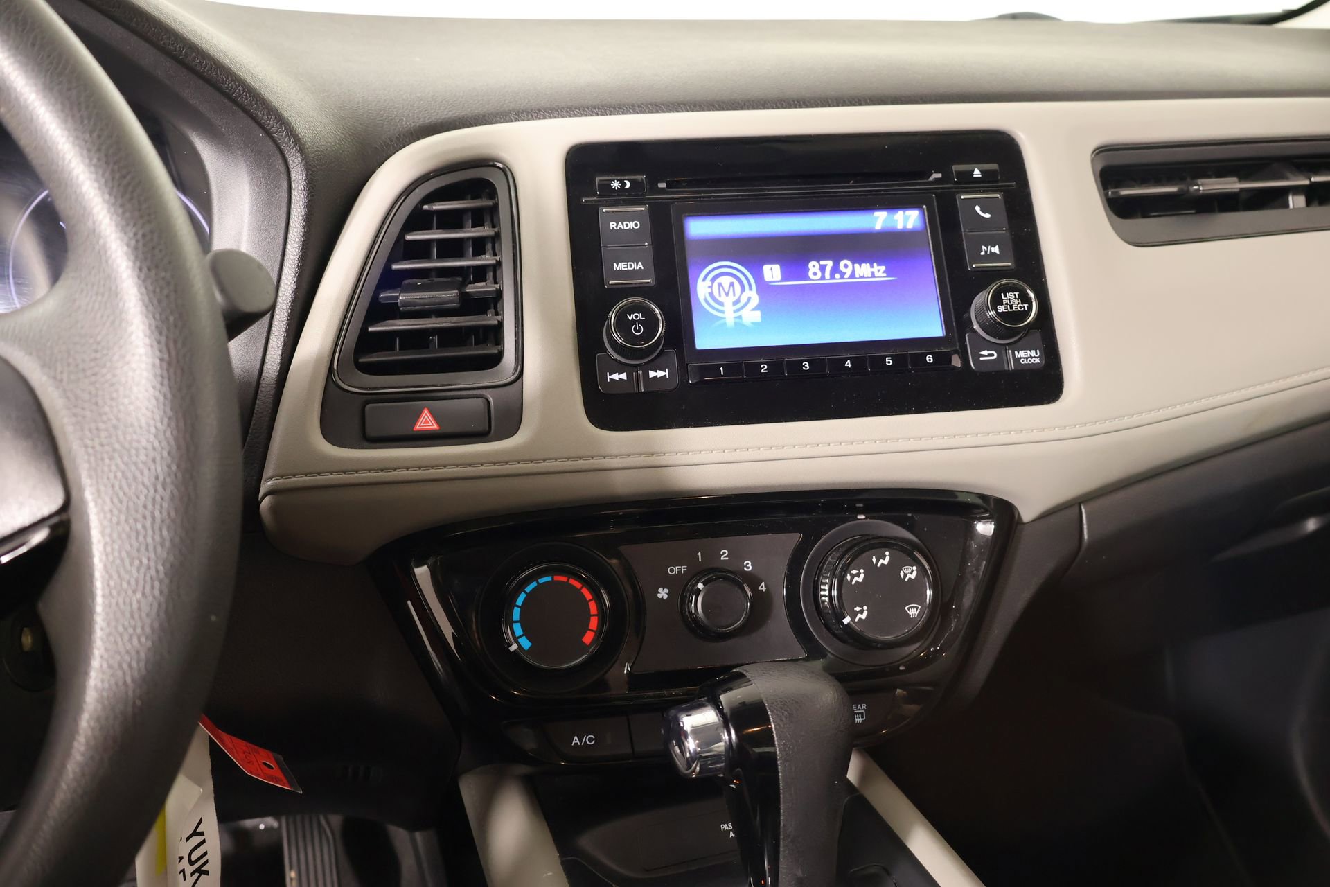 Used 2022 Honda HR-V LX image 5