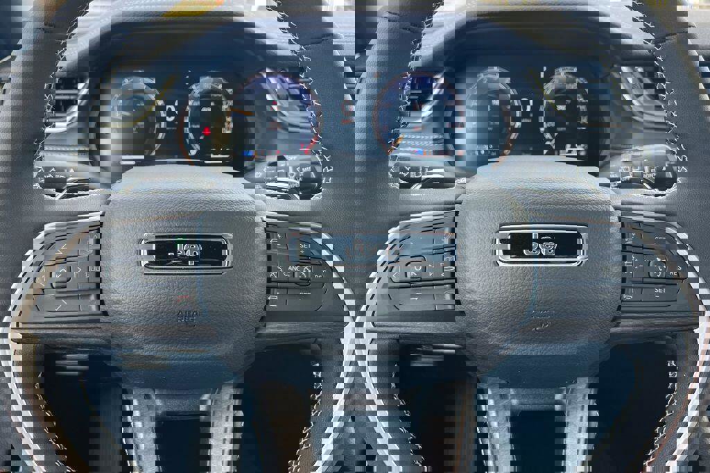 New 2025 Jeep Grand Cherokee L Limited w/ Luxury Tech Group II image 22