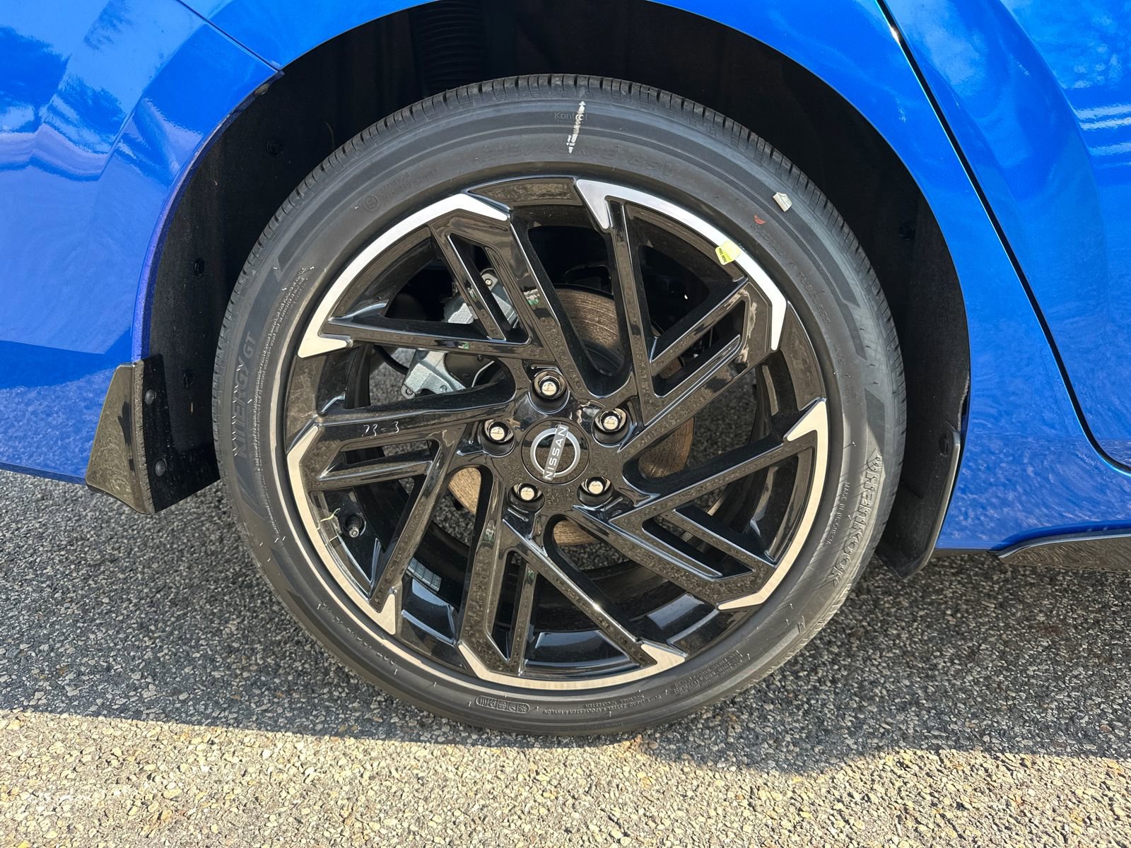 New 2026 Nissan Sentra SR w/ SR Premium Package image 17