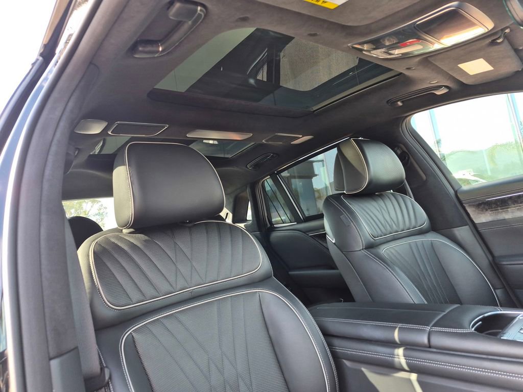 Used 2023 Genesis G90 3.5T image 41