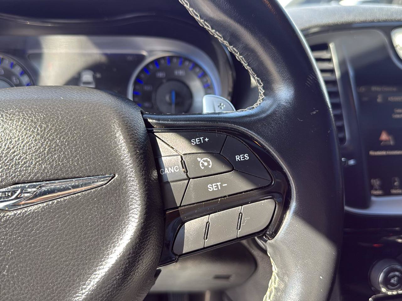 Used 2016 Chrysler 300 S w/ 300S Premium Group RWD image 15