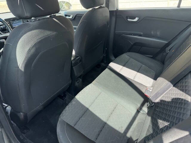 Used 2018 Kia Rio S image 26