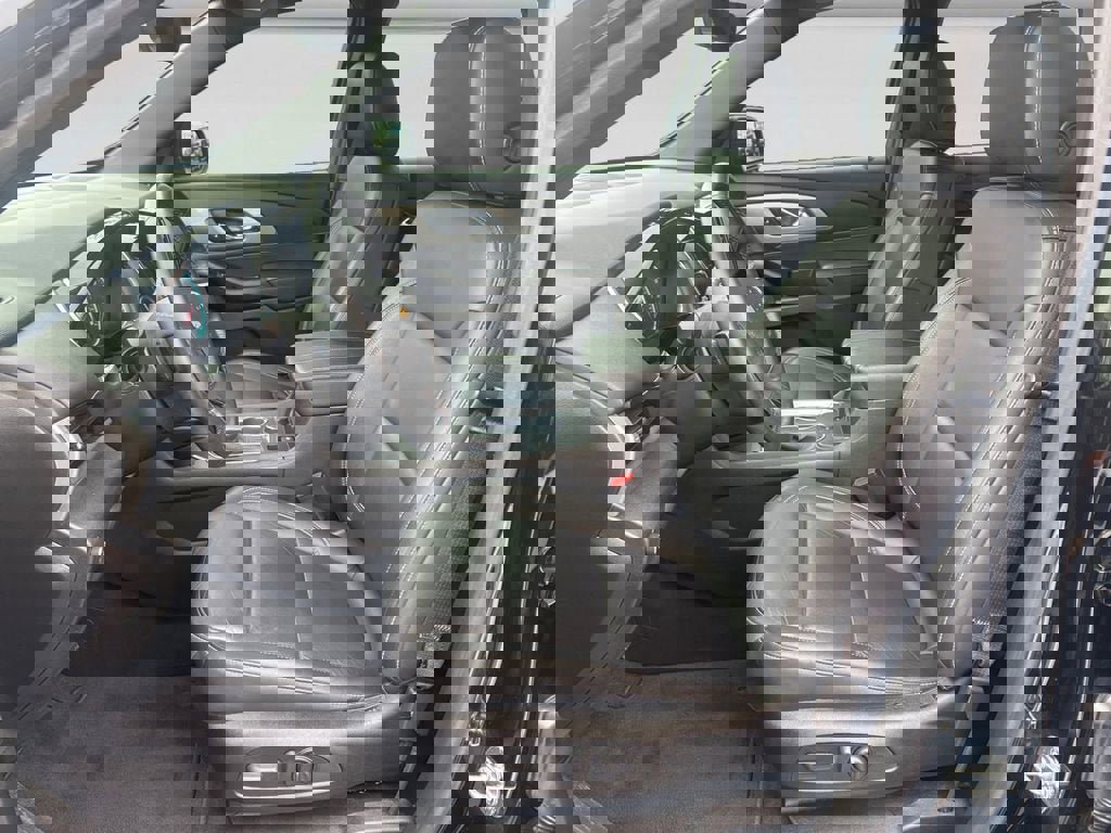 Used 2023 Chevrolet Traverse LT w/ LT Premium Package image 10