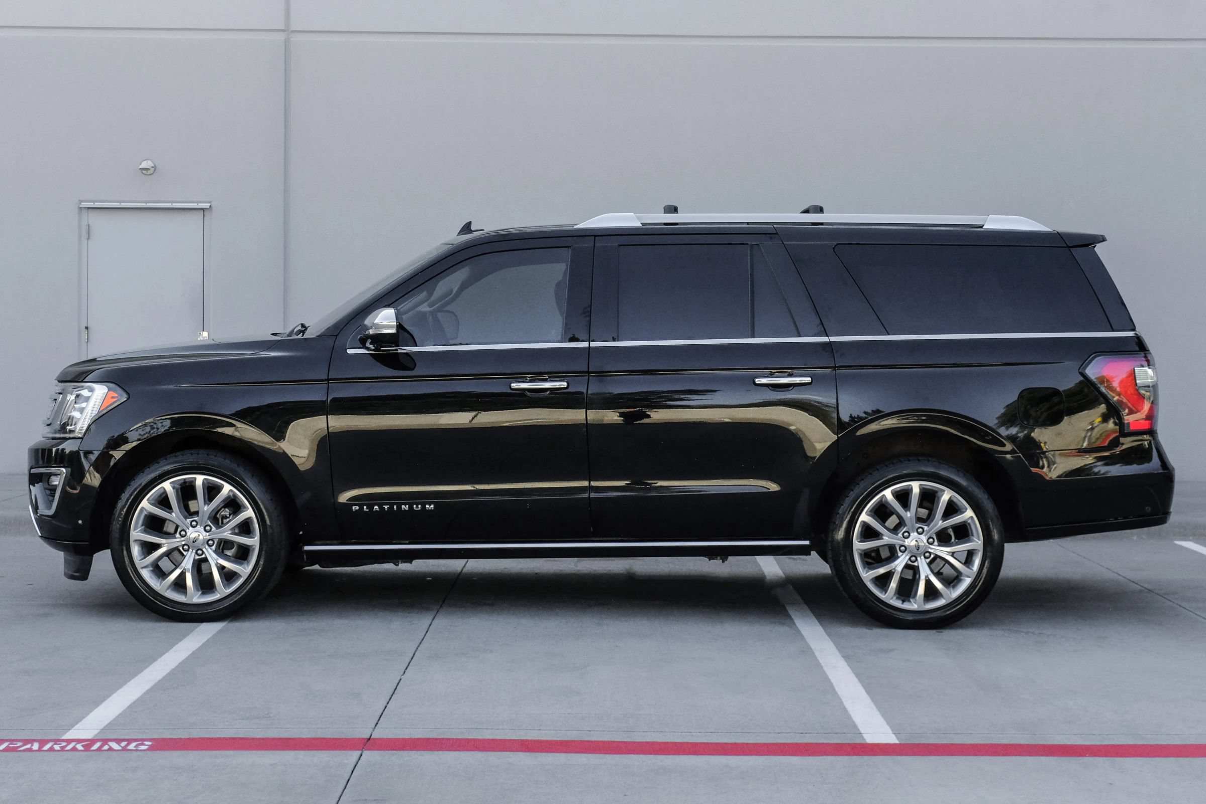 Used 2019 Ford Expedition Max Platinum RWD image 8