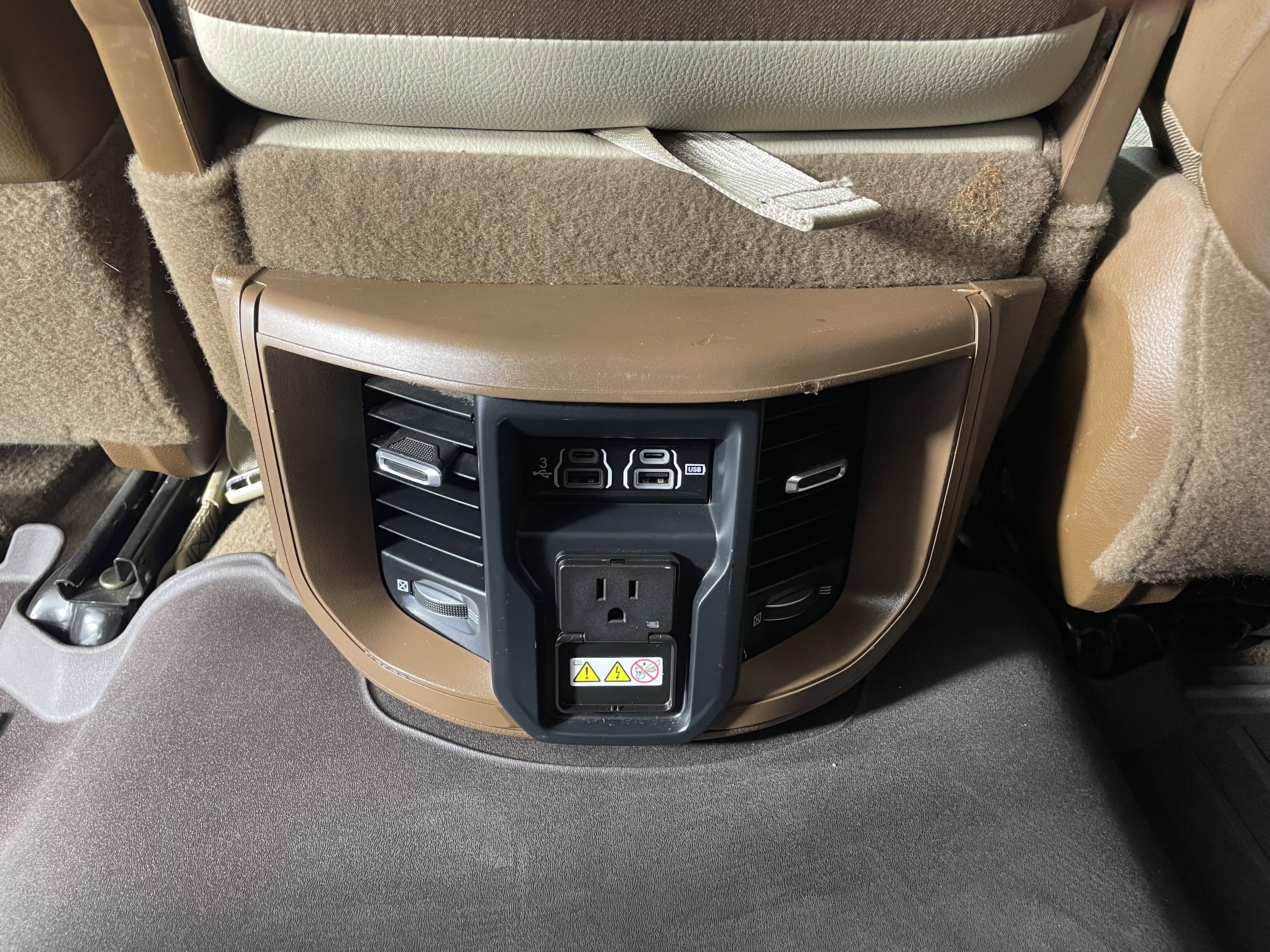 Used 2020 RAM 2500 Laramie w/ Protection Group image 23