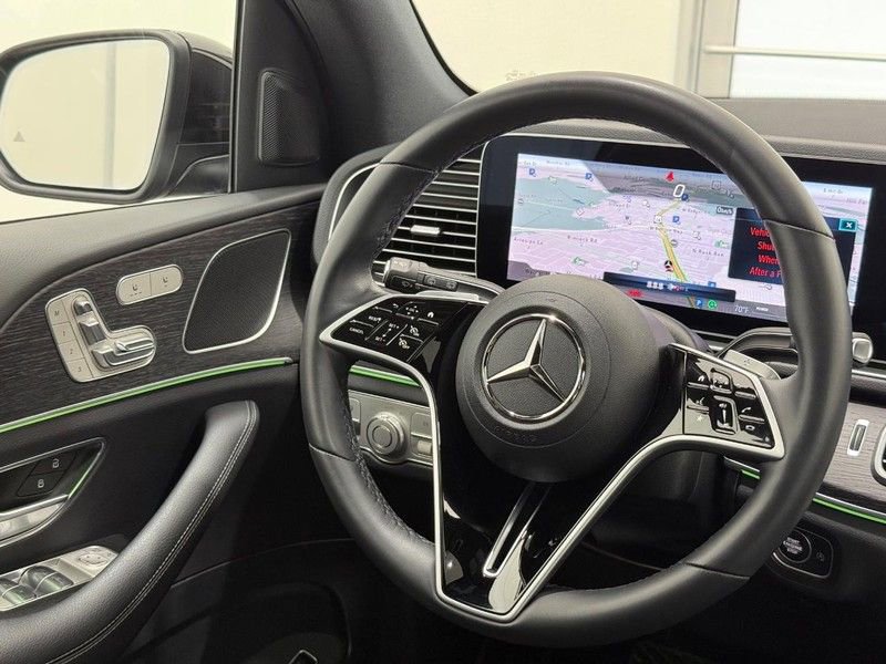 Used 2025 Mercedes-Benz GLE 450 4MATIC image 11