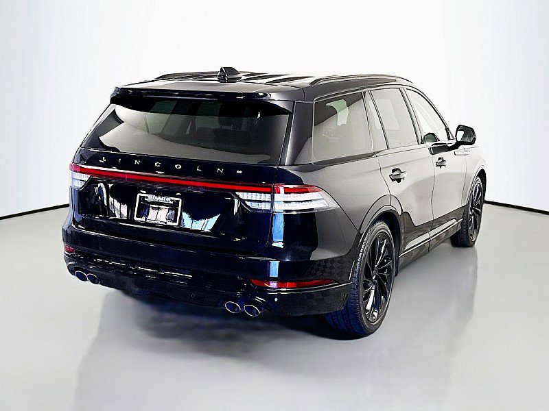 Used 2025 Lincoln Aviator Reserve w/ Equipment Group 201A image 7