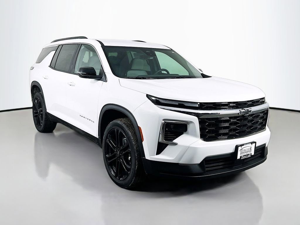 New 2026 Chevrolet Traverse LT image 3