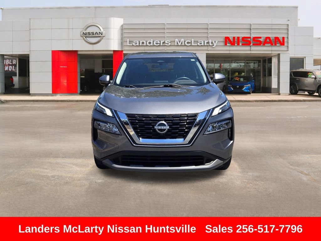 Used 2023 Nissan Rogue SV FWD image 11