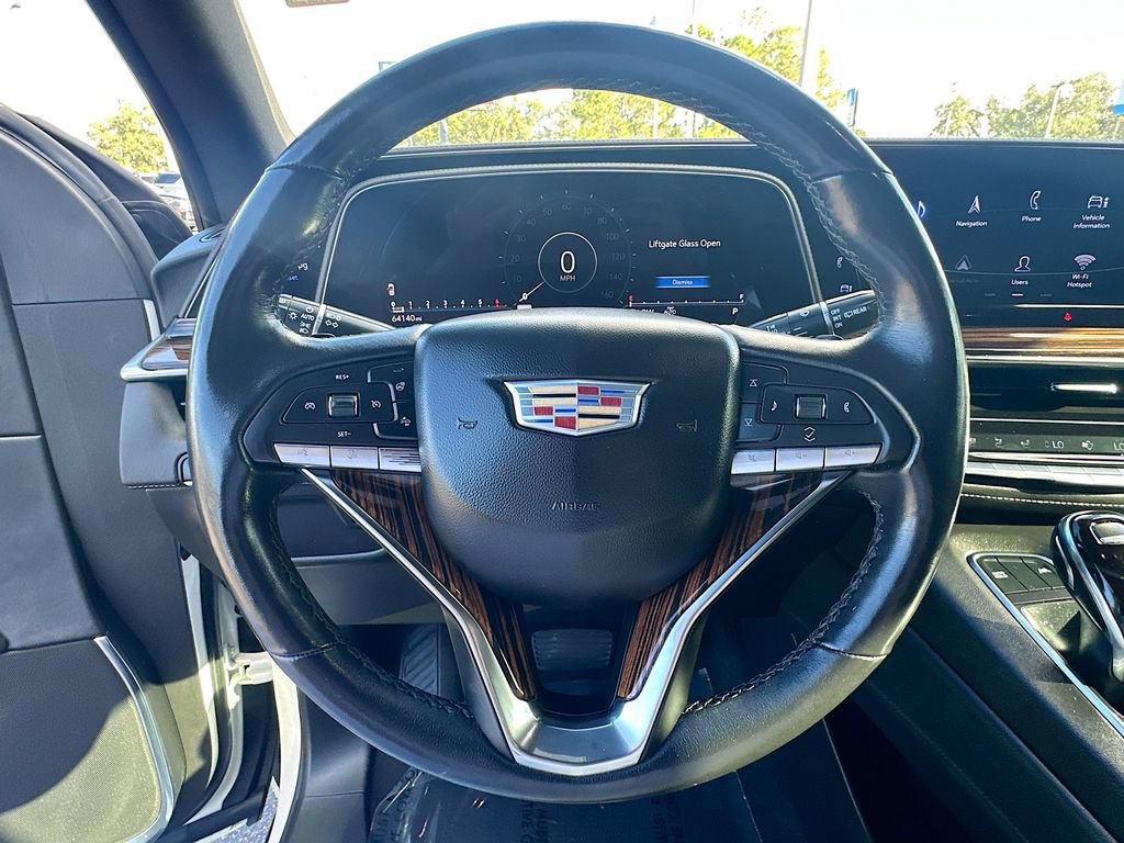 Used 2022 Cadillac Escalade Luxury image 12