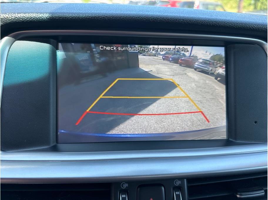 Used 2020 Kia Optima S w/ S Panoramic Sunroof Package image 15