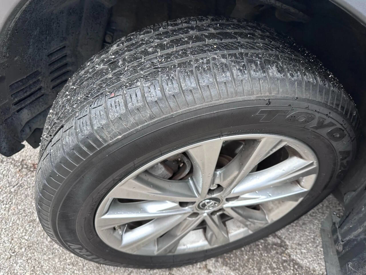 Used 2018 Toyota RAV4 Limited image 20