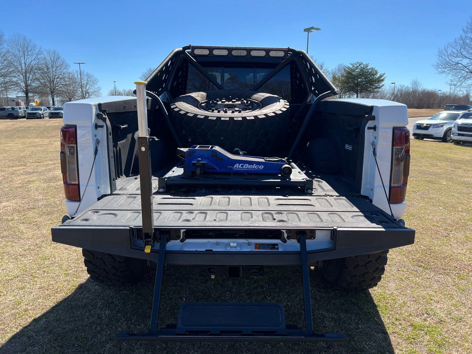 Used 2019 Ford F350 Lariat w/ Lariat Ultimate Package AWD/4WD image 24