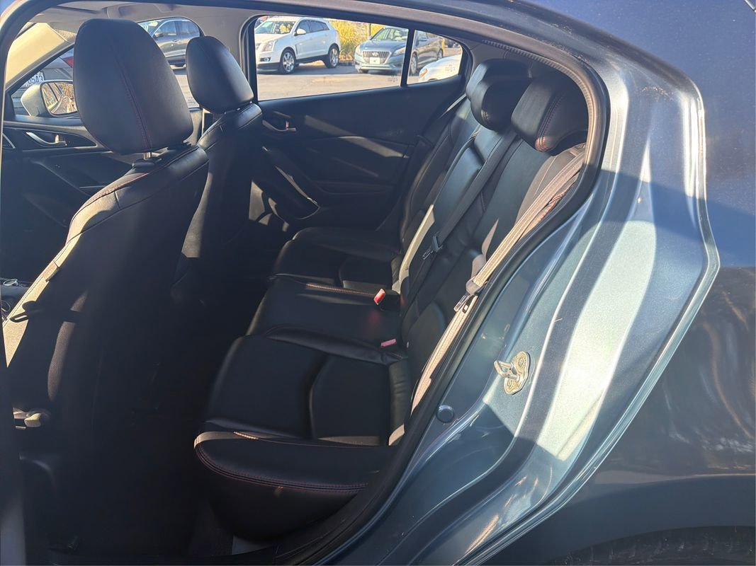 Used 2014 MAZDA MAZDA3 i Grand Touring image 10