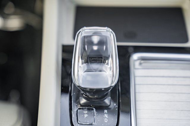 New 2026 Volvo XC60 B5 Ultra w/ Protection Package Premier image 25