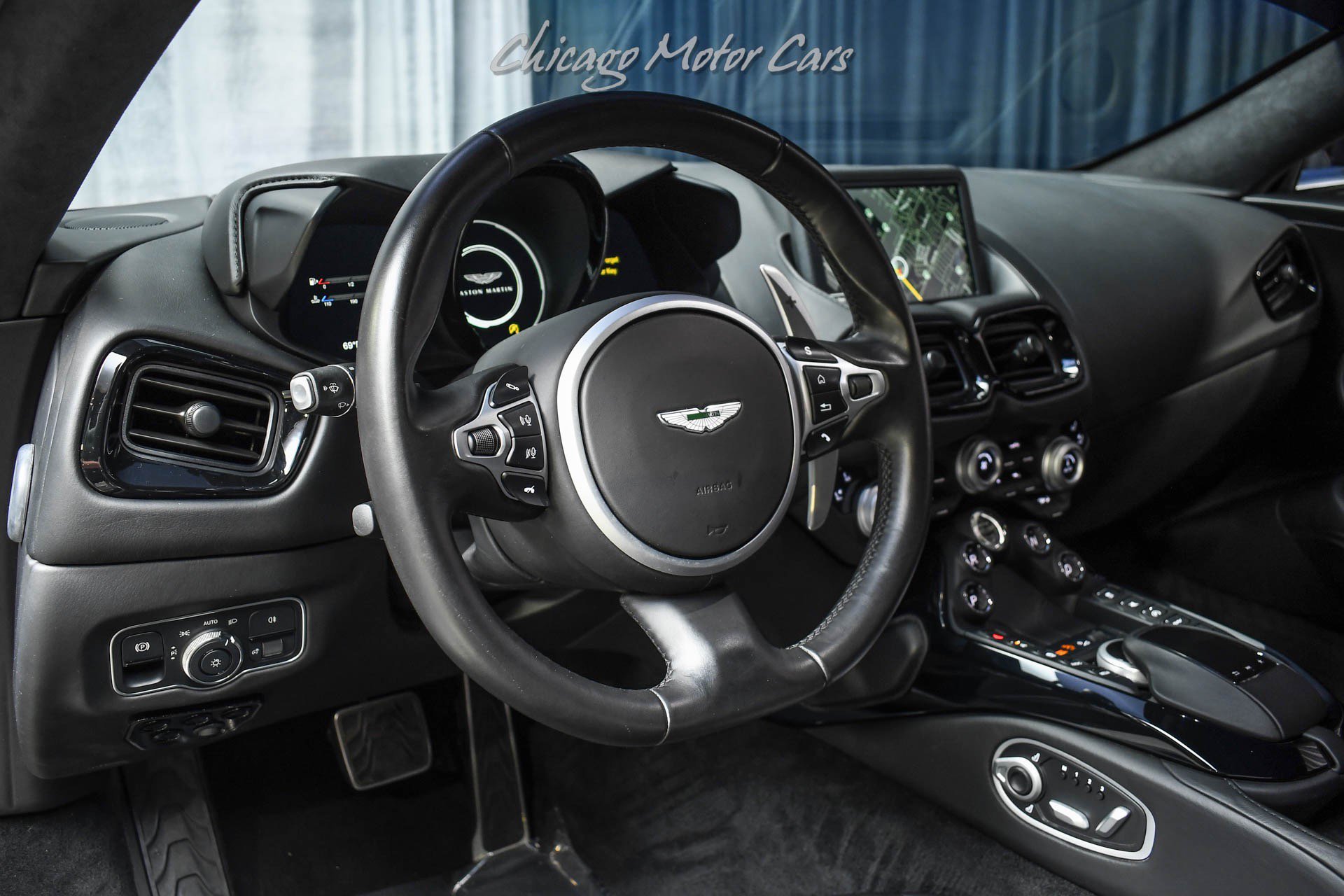 Used 2020 Aston Martin V8 Vantage Coupe RWD image 8