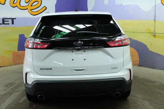 Used 2020 Ford Edge SE image 7