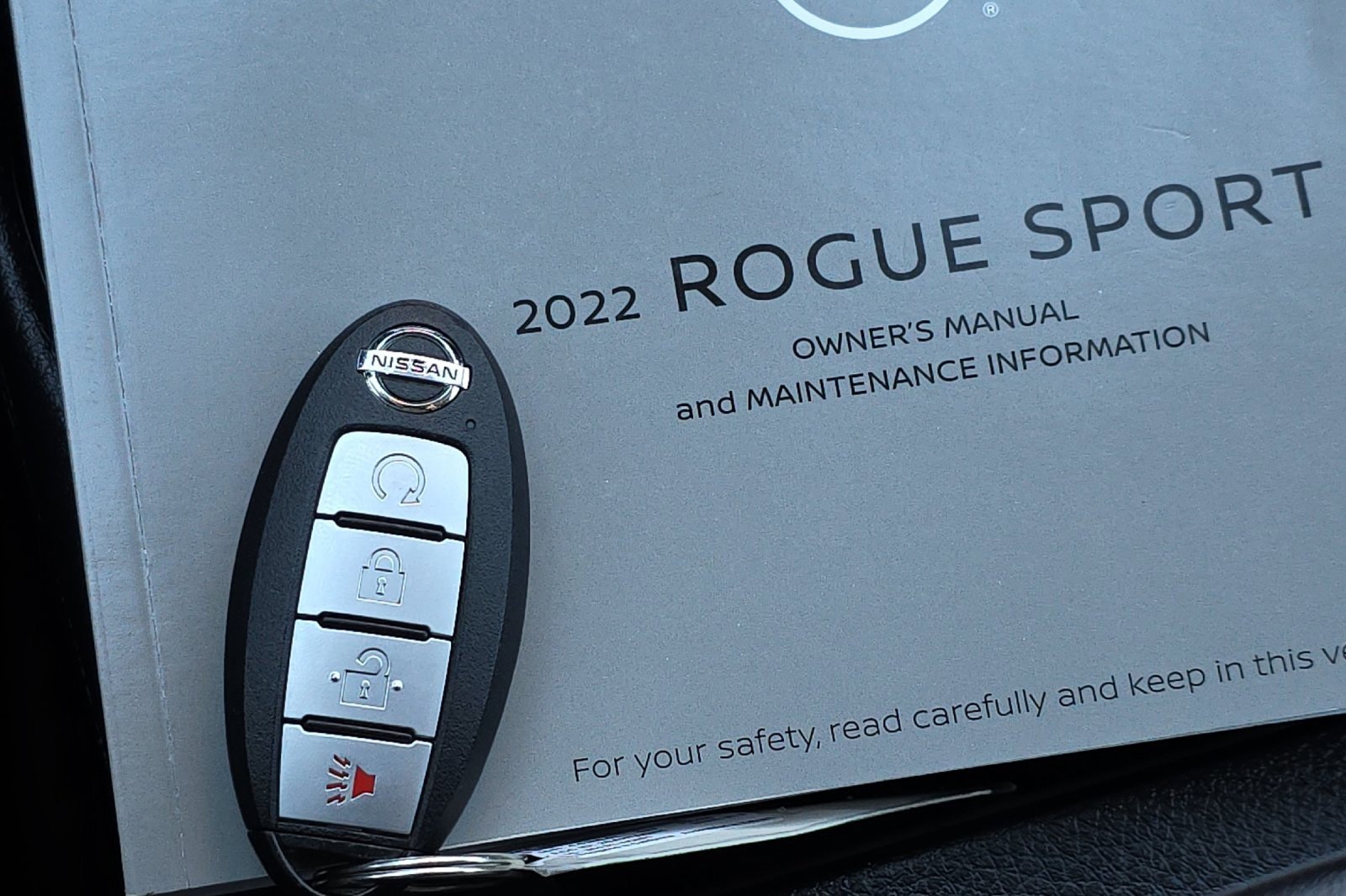 Used 2022 Nissan Rogue Sport SV image 27