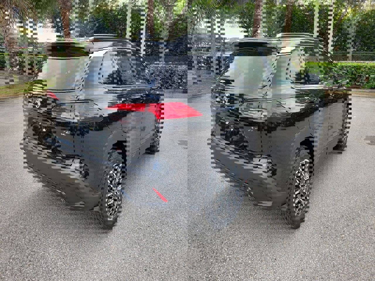 New 2026 Toyota Corolla Cross XLE image 3