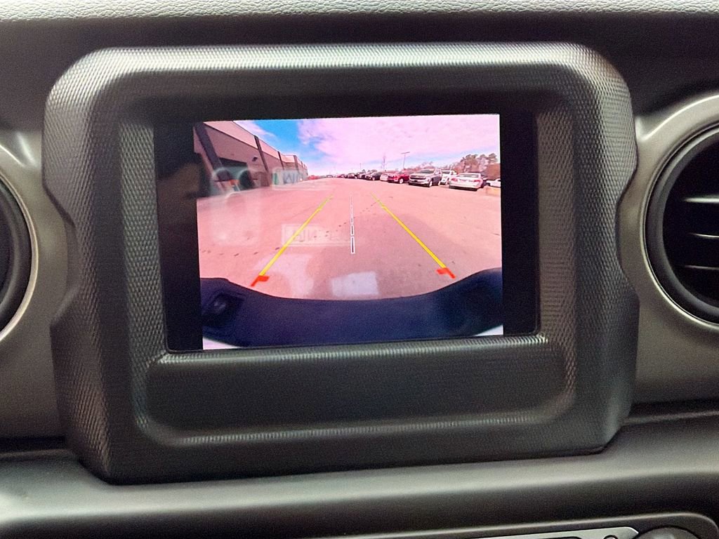 Used 2023 Jeep Gladiator Sport image 30