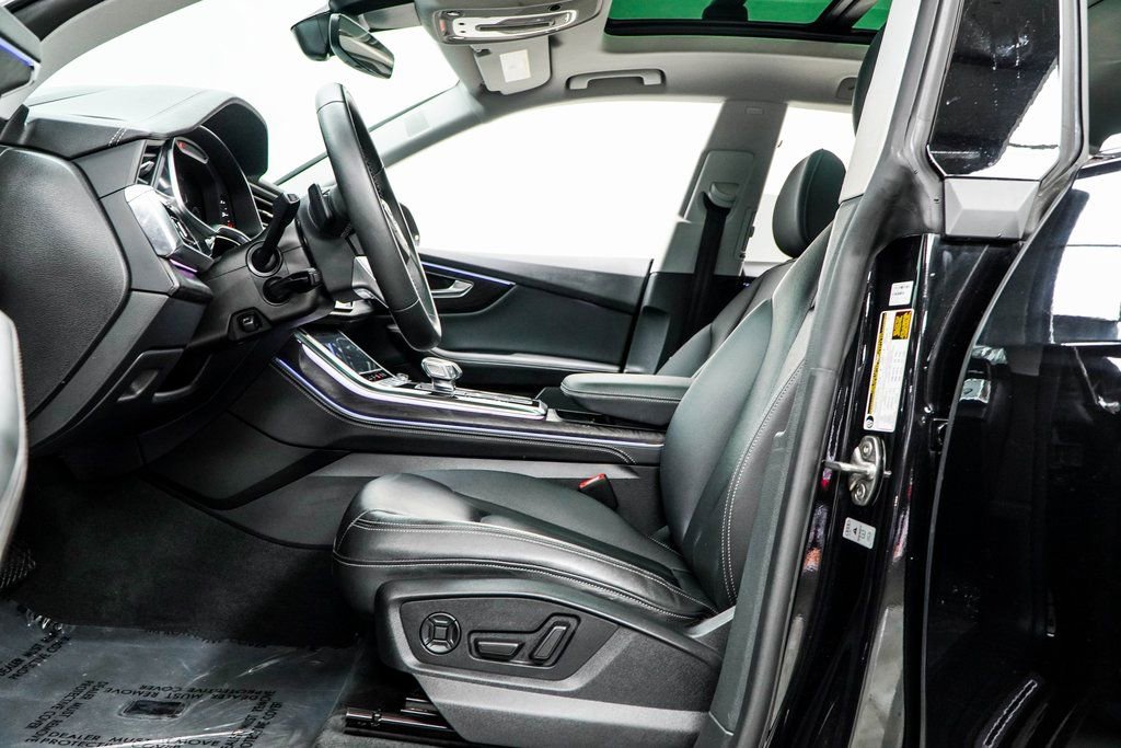 Used 2023 Audi Q8 Prestige image 39