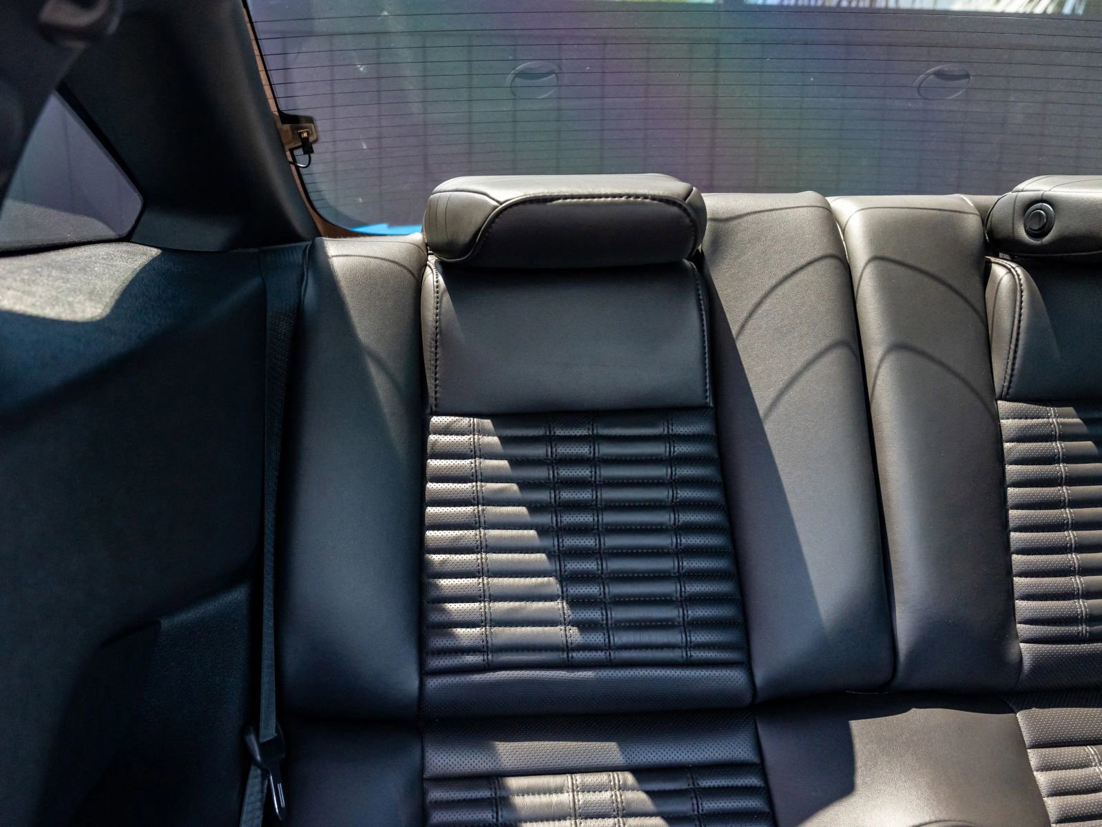 Used 2013 Ford Mustang Shelby GT500 RWD image 46