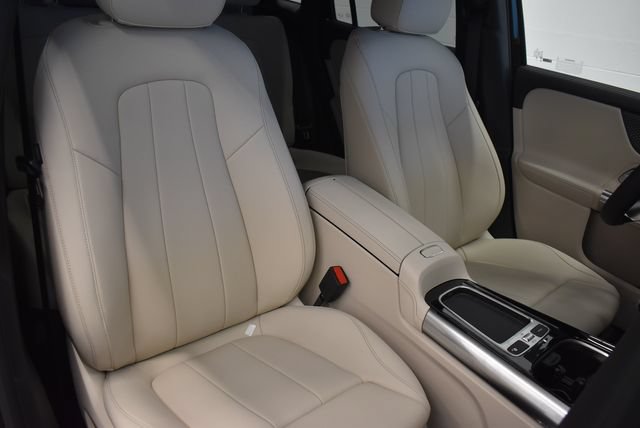 New 2026 Mercedes-Benz GLA 250 4MATIC image 6
