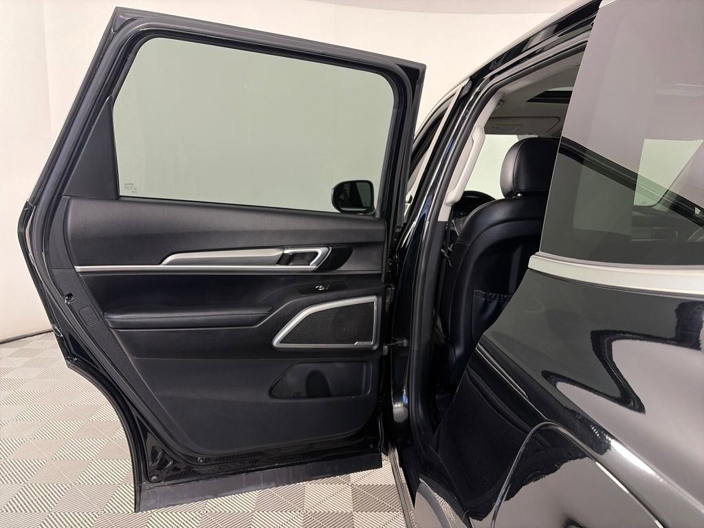 Used 2021 Kia Telluride S image 12