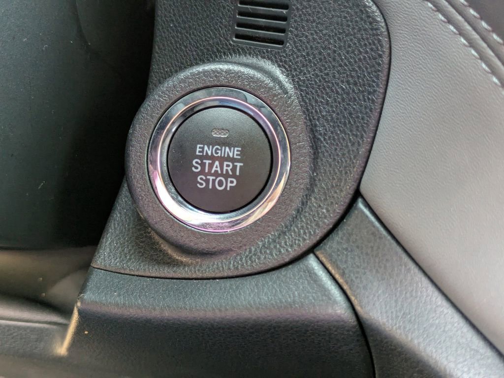 Used 2025 Subaru Outback Onyx Edition image 31