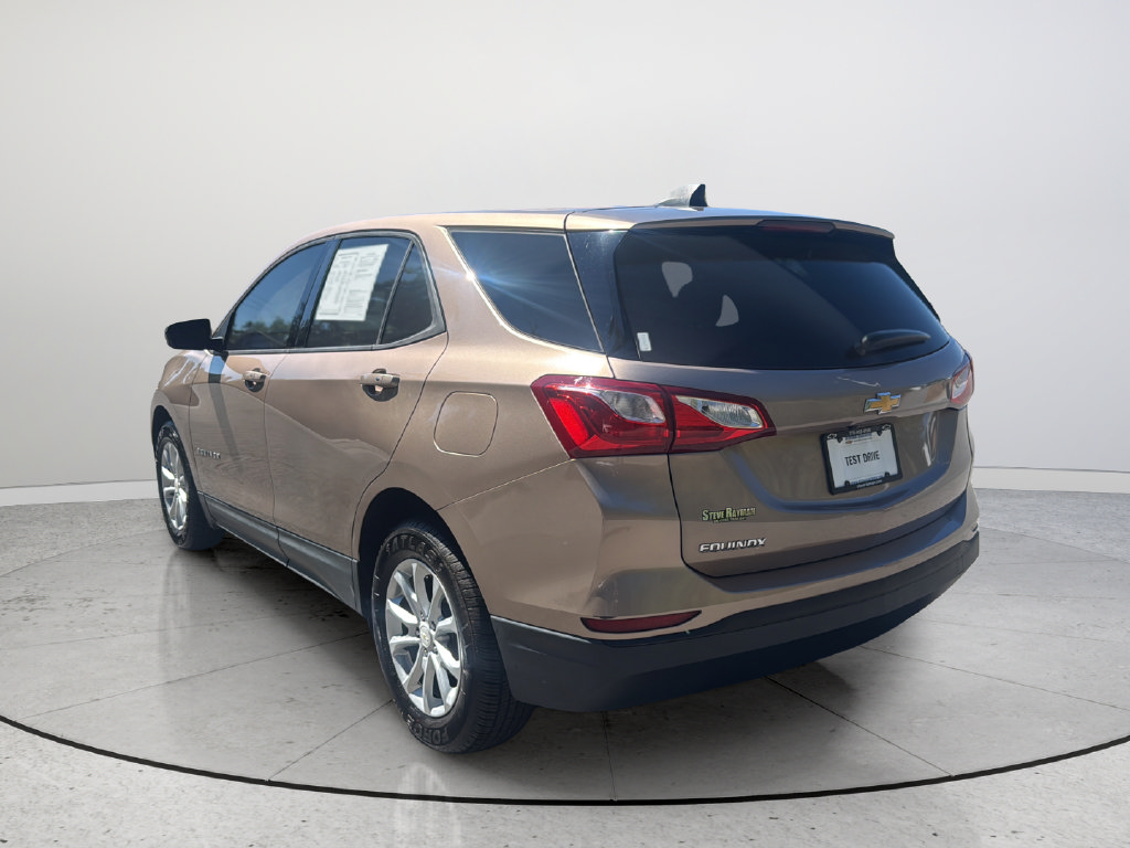 Certified 2019 Chevrolet Equinox LS w/ LS Convenience Package FWD image 8
