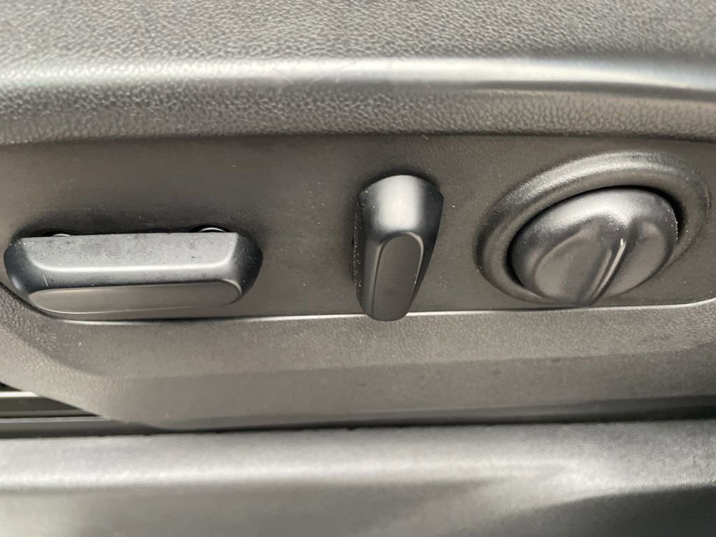 Used 2019 Chevrolet Silverado 1500 LT w/ All-Star Edition image 15