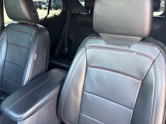 Used 2024 Chevrolet Equinox RS w/ RS Leather Package FWD image 15
