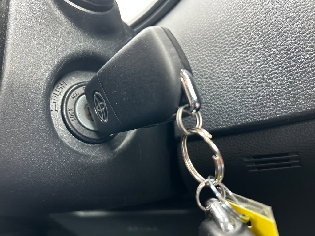 Used 2024 Toyota Corolla LE image 24