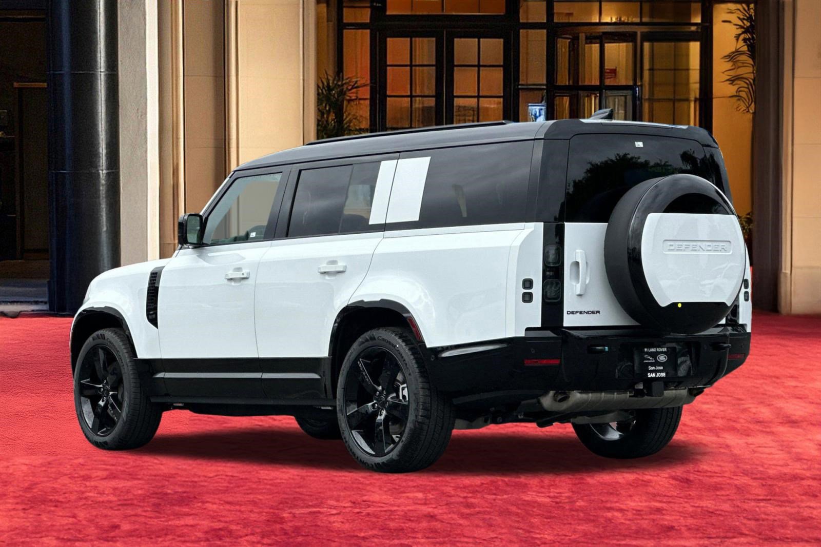 New 2026 Land Rover Defender 130 X-Dynamic SE image 3