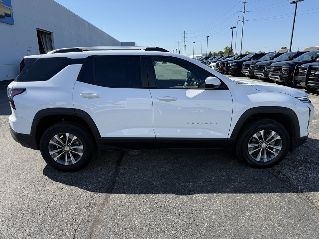 New 2025 Chevrolet Equinox LT w/ Convenience Package II image 8