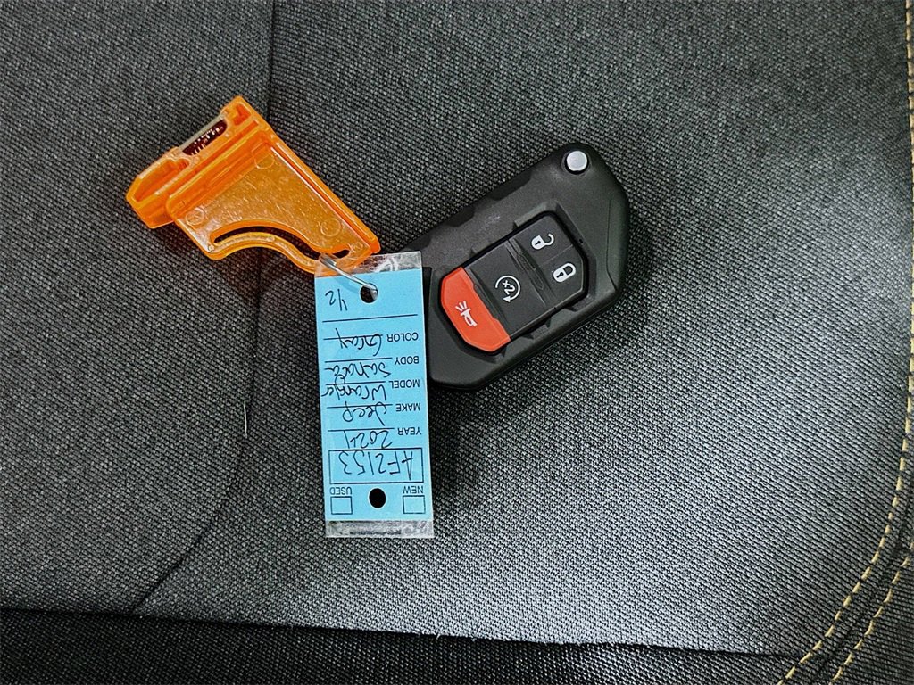 Used 2024 Jeep Wrangler Sahara w/ Safety Group image 30