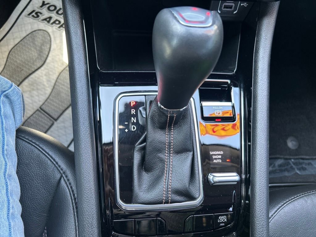 Used 2022 Jeep Compass Limited image 25