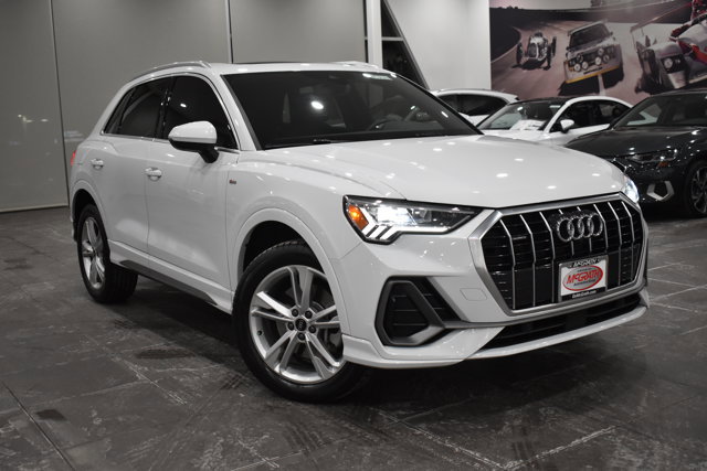Used 2022 Audi Q3 2.0T Premium Plus image 40