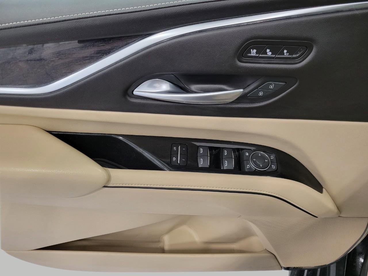 Certified 2023 Cadillac Escalade ESV Premium Luxury image 30