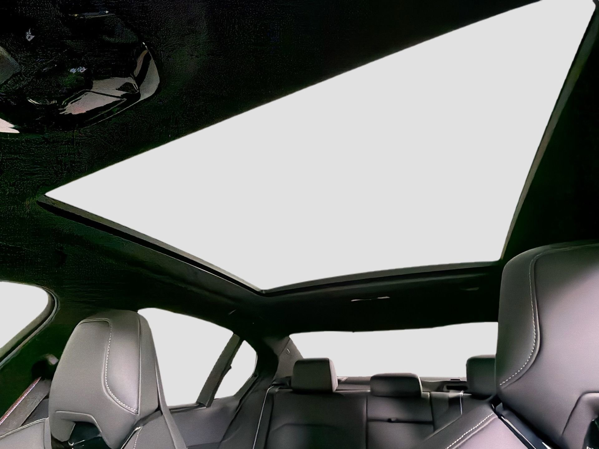 New 2026 BMW M5 w/ Executive Package image 22