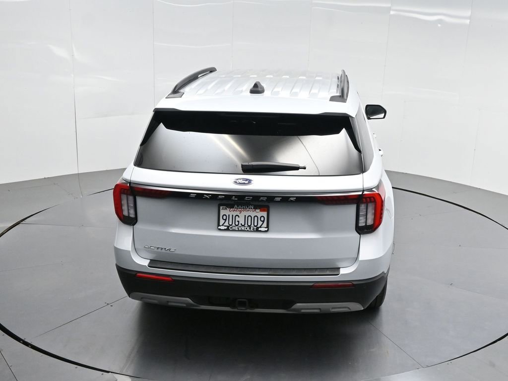 Used 2025 Ford Explorer Active w/ Active Comfort Package image 59