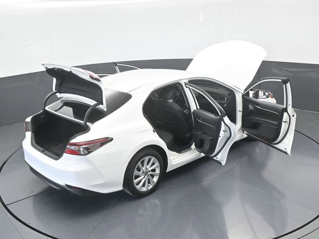 Used 2024 Toyota Camry LE image 67