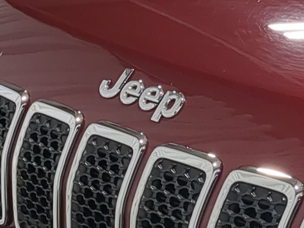 Used 2019 Jeep Cherokee Limited AWD/4WD image 15