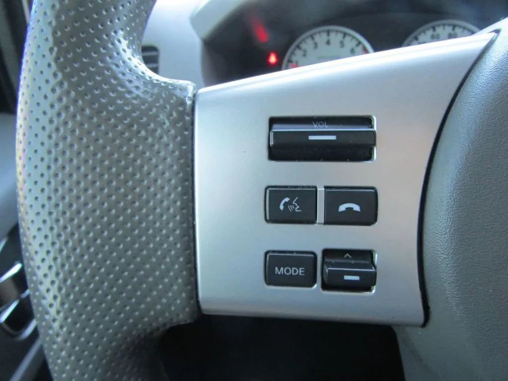 Used 2016 Nissan Frontier Desert Runner image 16