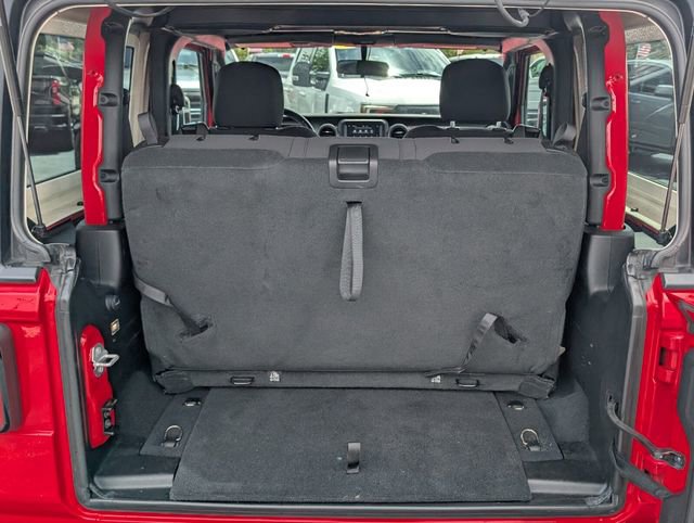 Used 2022 Jeep Wrangler Sport AWD/4WD image 14