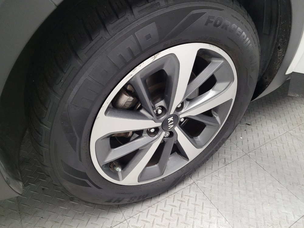 Used 2019 Kia Sorento EX FWD image 31