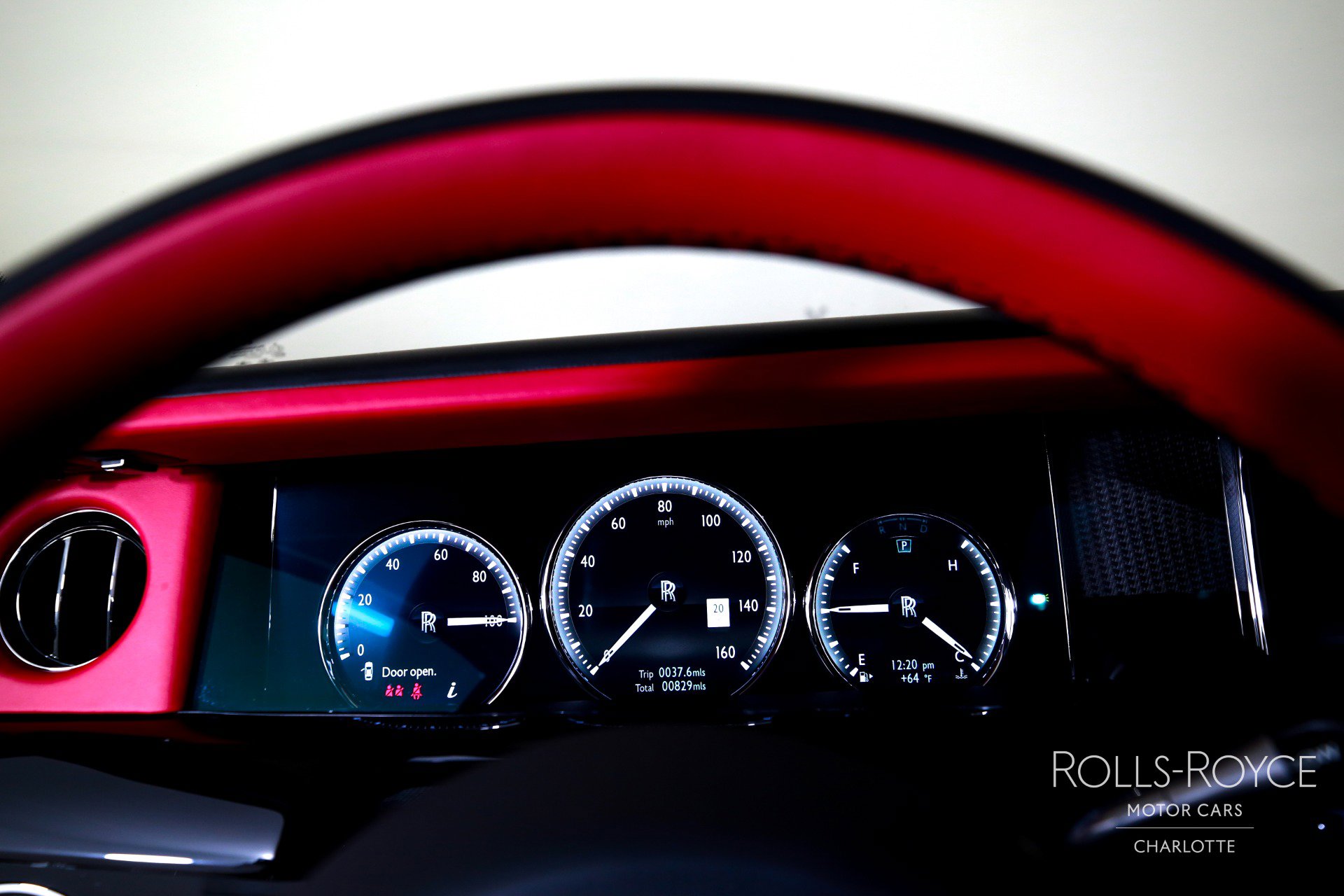 Used 2024 Rolls-Royce Phantom Extended Wheelbase w/ The Phantom Package image 14