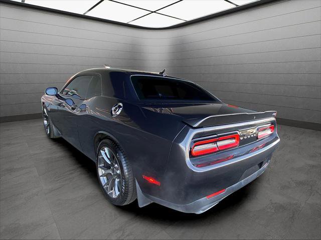 Used 2017 Dodge Challenger SRT w/ Technology Group image 4