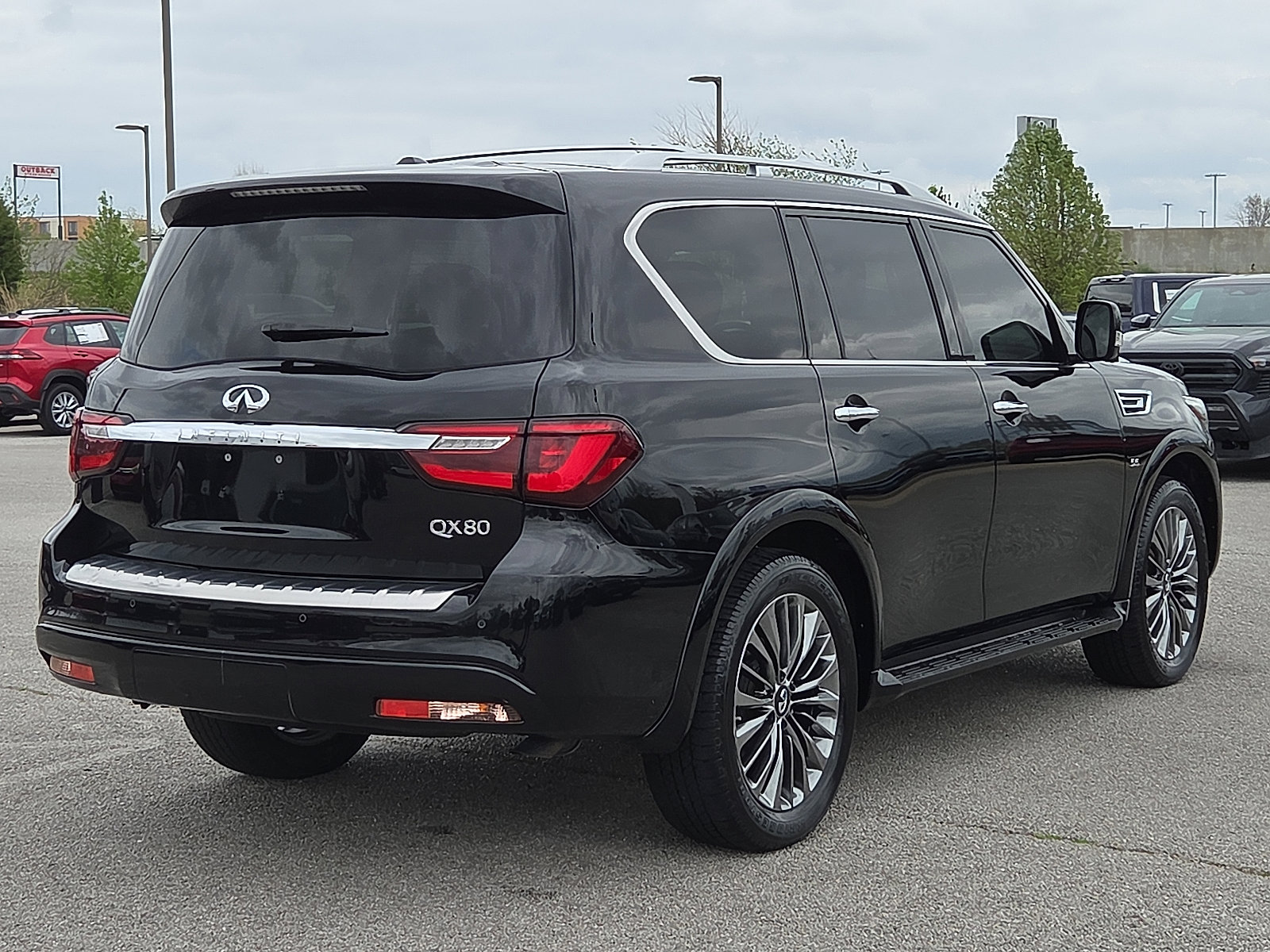 Used 2019 INFINITI QX80 Luxe w/ 22" Wheel Package image 5