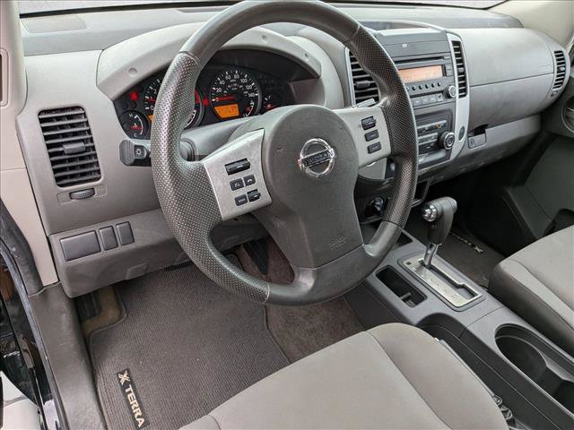 Used 2015 Nissan Xterra X AWD/4WD image 10